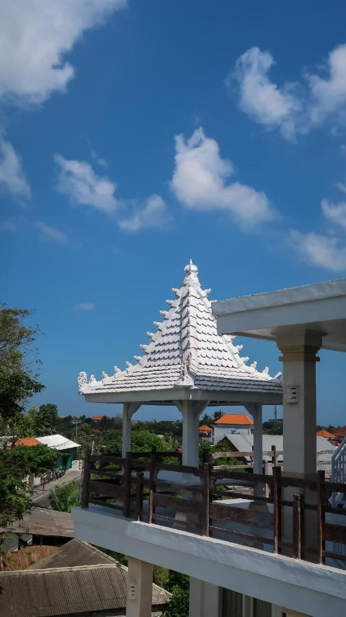 Hotel Lilis Ikvala Radha à Canggu Extérieur photo